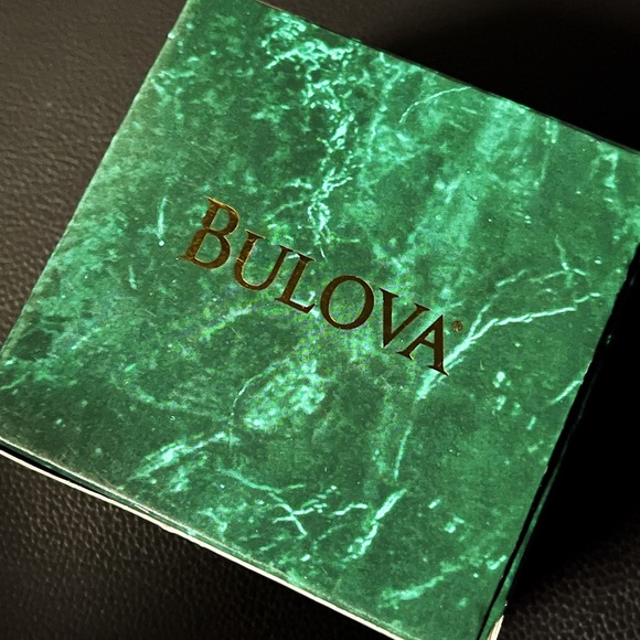 🕰 Vintage Bulova Grand Piano Clock - Picture 3 of 4